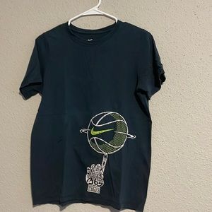 Nike tee  boys small